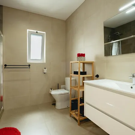 Βίλα Cazenn Salir Do Porto - House *