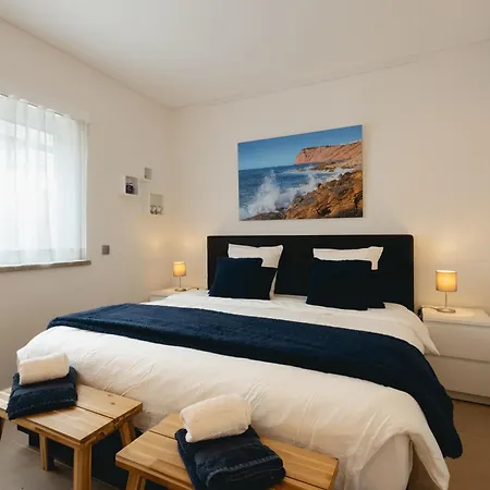 וילה Cazenn Salir Do Porto - House