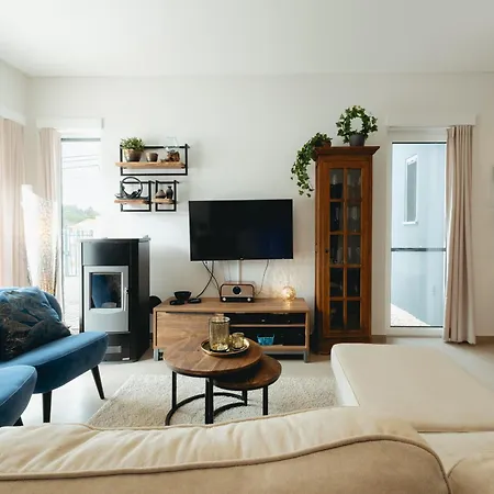 Villa Cazenn Salir Do Porto - House