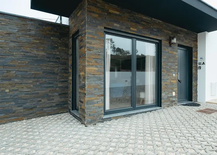 Cazenn Salir Do Porto - House