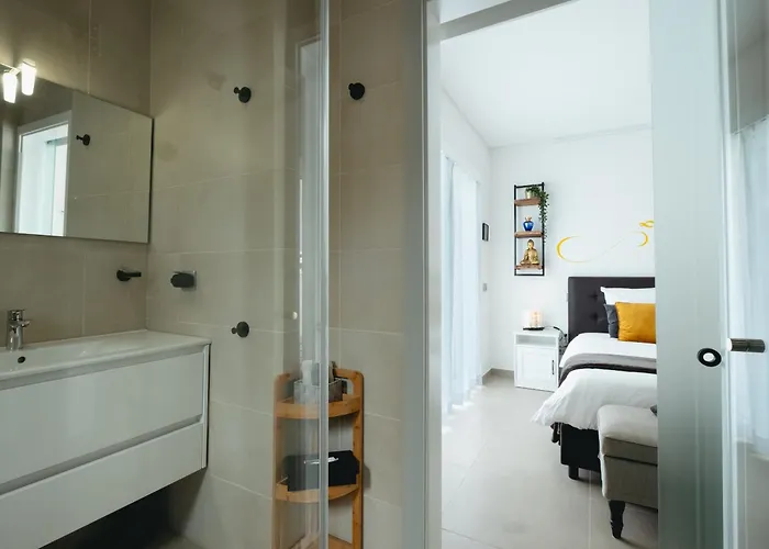 Cazenn Salir Do Porto - House